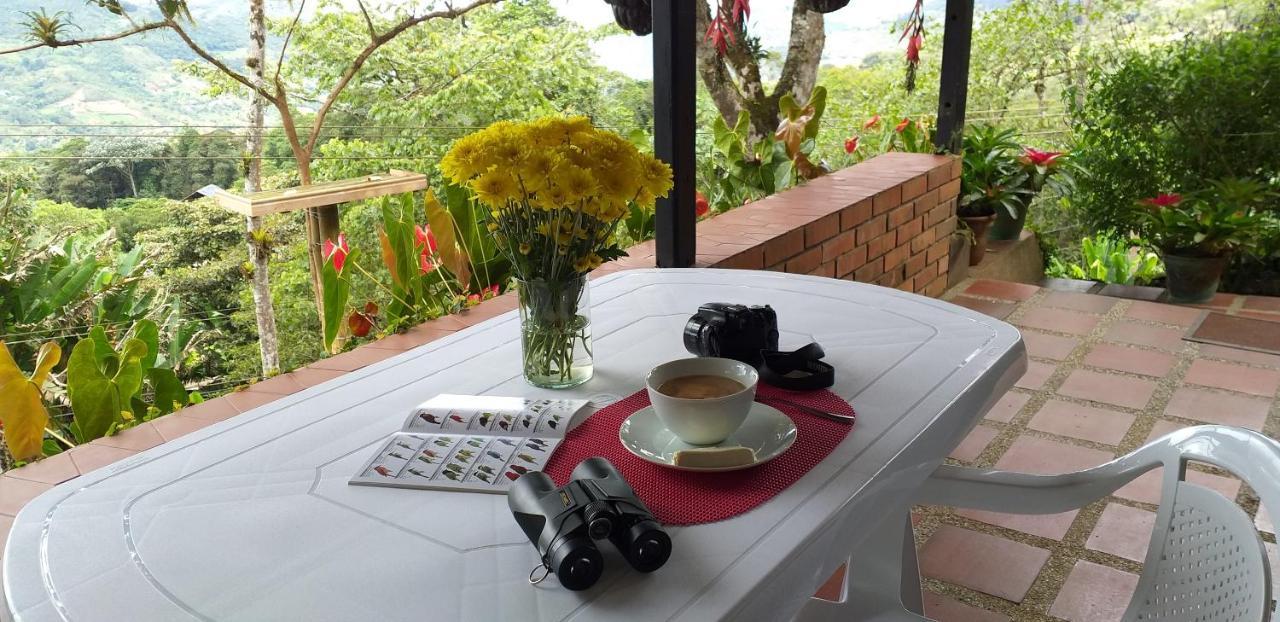 Bosque De Niebla Birding & Nature カリ エクステリア 写真